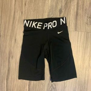 NIKE PRO SHORTS